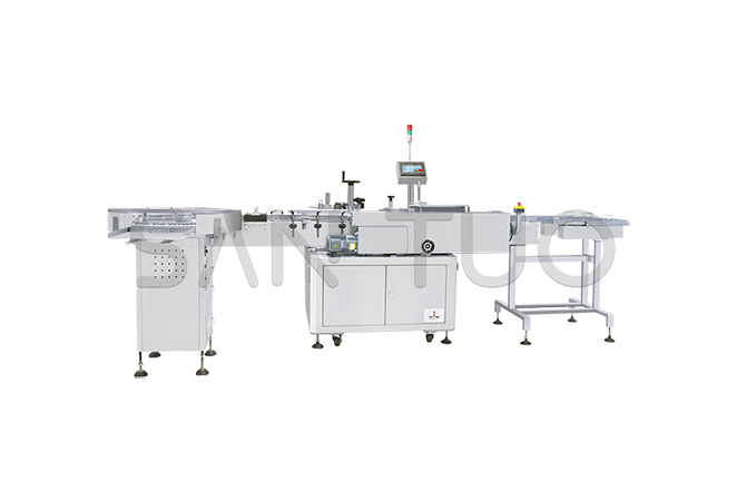 Cylinder bottle labeling machine